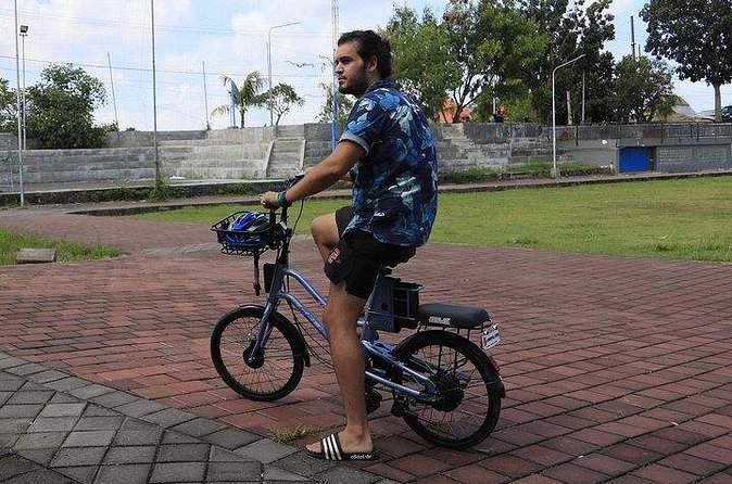 Jakarta Scooter Lessons and Motorcycle Lessons - What the two-hour lesson covers