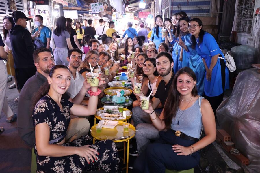 KISSTOUR| Saigon By Night & Street Food Tour on Motorbike - Should you book the Saigon By Night tour?