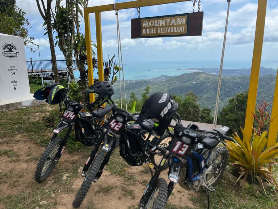 Koh Samui : Electric Motorbike trip in mountain - Leaving Koh Samui’s beach strip behind