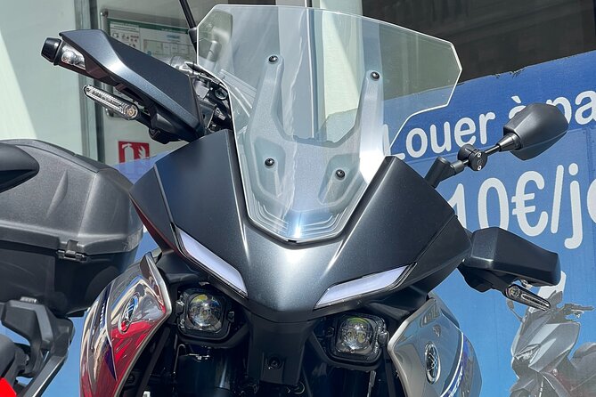 Motorcycle rental A2 Tracer 7 Yamaha 2023 (A2 license) Paris - Using the rental to see Paris and beyond
