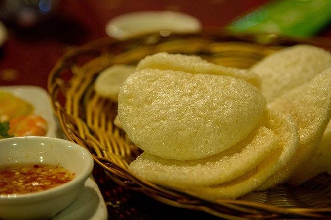 Motorcycle Tasting Tour Of Sai Gon - Trying banh xeo, the sizzling pancake