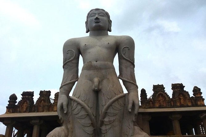 Motorcycle tour from Bangalore to Belur, Halebid & Shravanabelagola - Group size, guiding, and the small details