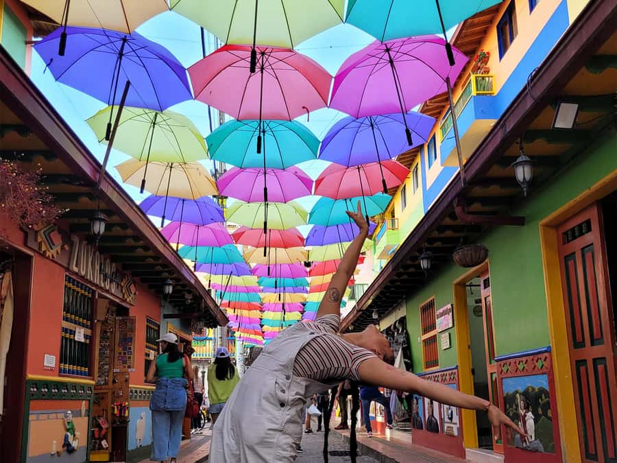 Motorcycle tour from Medellin to Guatape - Starting in El Poblado and heading east