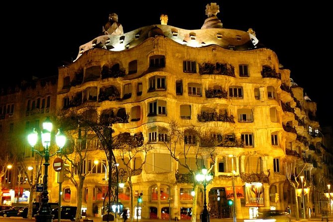 Night Tour of Barcelona by Sidecar Motorcycle - Pickup and getting settled at your hotel