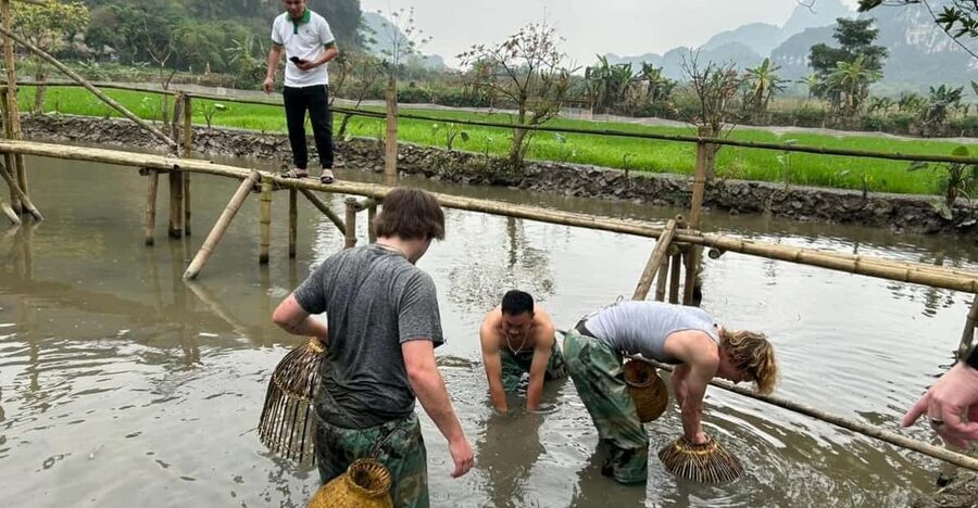 Ninh Binh Motorbike Tour - Starting in Tam Coc with a short riding lesson