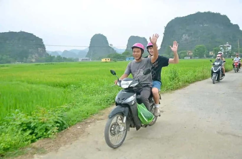 Ninh Binh Sunset Motorbike: Mua Cave, Coi Khe & Hoa Lu Town - Riding through Tam Coc and the northern countryside