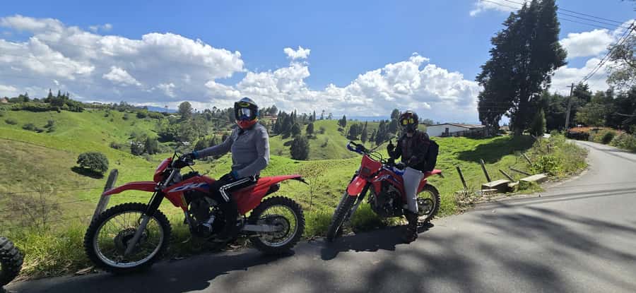 Off-road motorcycle adventure through the Medellín mountains - Guides, mechanics, and the human side of the ride