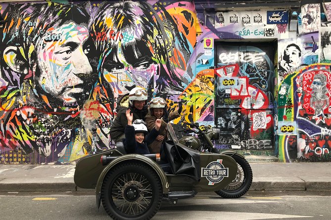 Paris Vintage Private City Tour on a Sidecar Motorcycle - The Eiffel Tower and Arc de Triomphe
