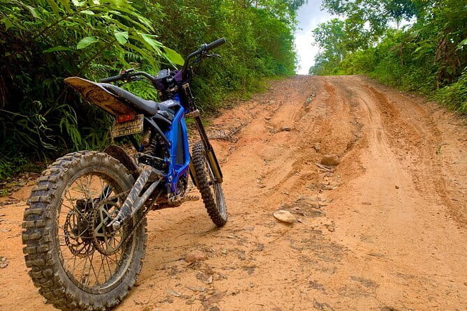 Private Electric Dirt Bike Tour in Koh Samui Jungle & Mountain - A private route from Mae Nam into the hills