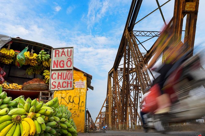 Private Hanoi Motorbike Sightseeing and Food Tour - Two hours of food in the Old Quarter