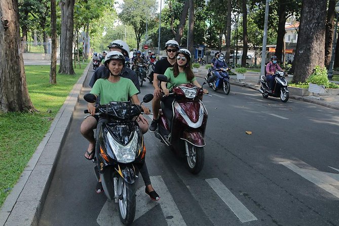 Private Ho Chi Minh Sightseeing by Motorbike with Local Students - Vietnamese coffee and an easy final conversation