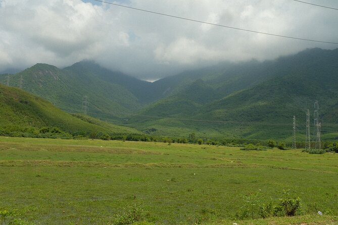 Private Hoi An or Da Nang to Hue By Motorbike via Hai Van Pass - Lunch beside Lang Co Beach