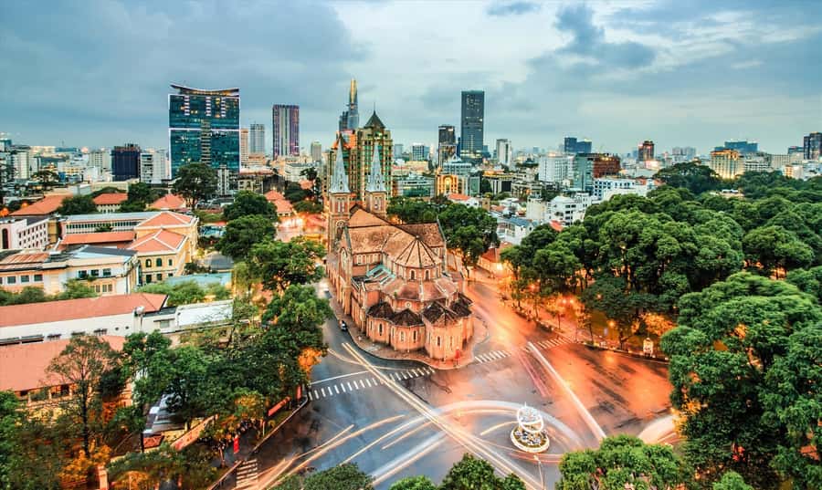 Private Tour: Visit 5 Districts In Ho Chi Minh By Motorbike - Why a Motorbike Is the Right Way to See Saigon