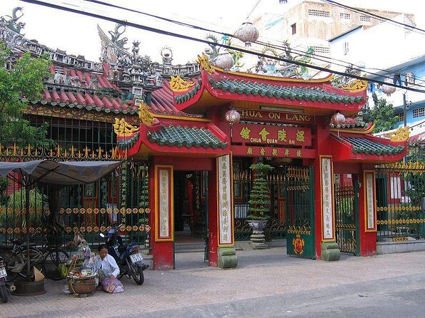 Private Vegan Food Tour in Ho Chi Minh City By Motorbike - Key points to know before riding out