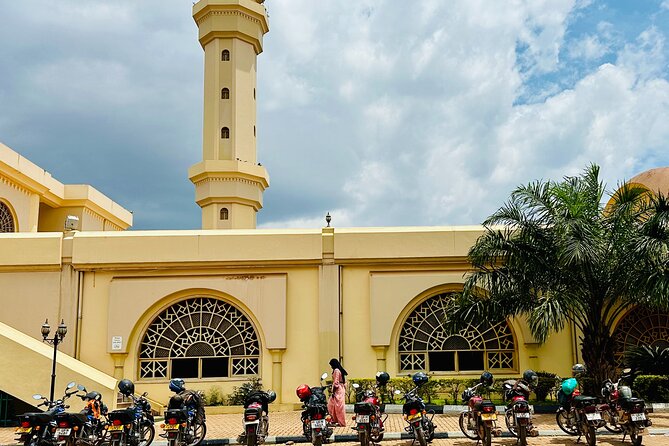 Safe Motorbike Tour in Kampala (Boda Boda Tour) - Central Kampala monuments round out the route