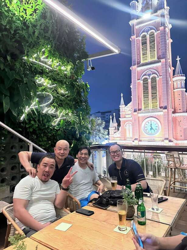 Saigon: Craft Beer & Local Food Experience Tour On Motorbike - Local restaurant food and the first proper tasting