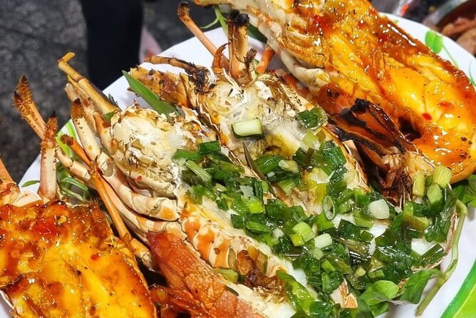 Saigon Foodie Night - Motorbike Tour - Night Seafood Street and the snail dishes