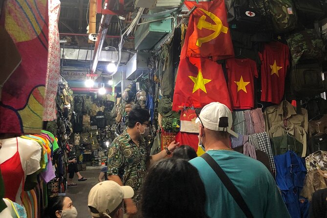Saigon Lavie Private Tour on Motorbike - Ho Thi Ky Flower Market and Cholon