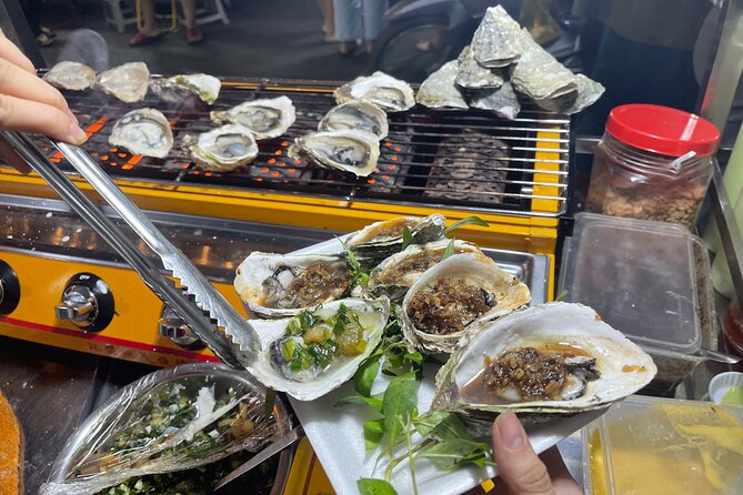 Saigon Night Craft Beer and Street Food By Scooter and motorbike - Local dishes and frozen Vietnamese beer