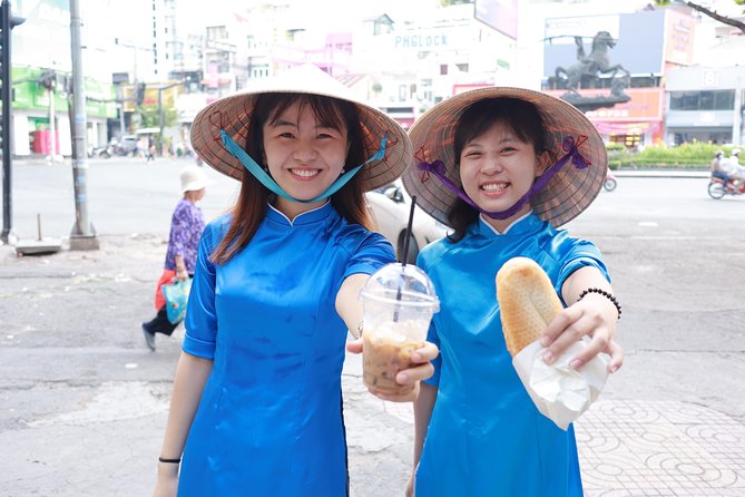 Saigon Vegan Food Tour by GirlPower Motorbike Riders | KissTour - The first bowl: vegan pho