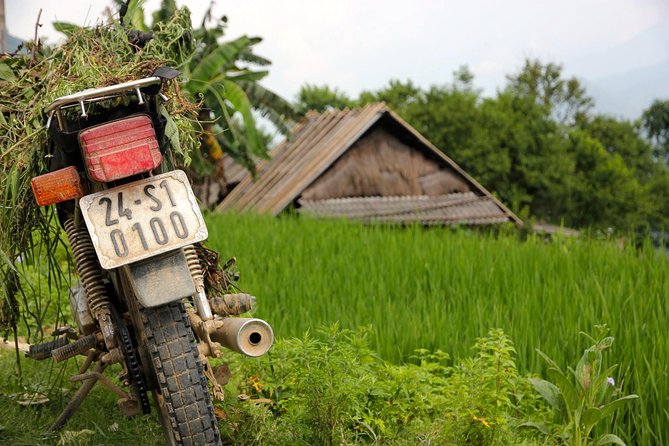 Sapa Motorbike Tour 1 Day| See All Of Rice Fields & Valleys in One Day - Starting at Sapa Church and Preparing for the Ride