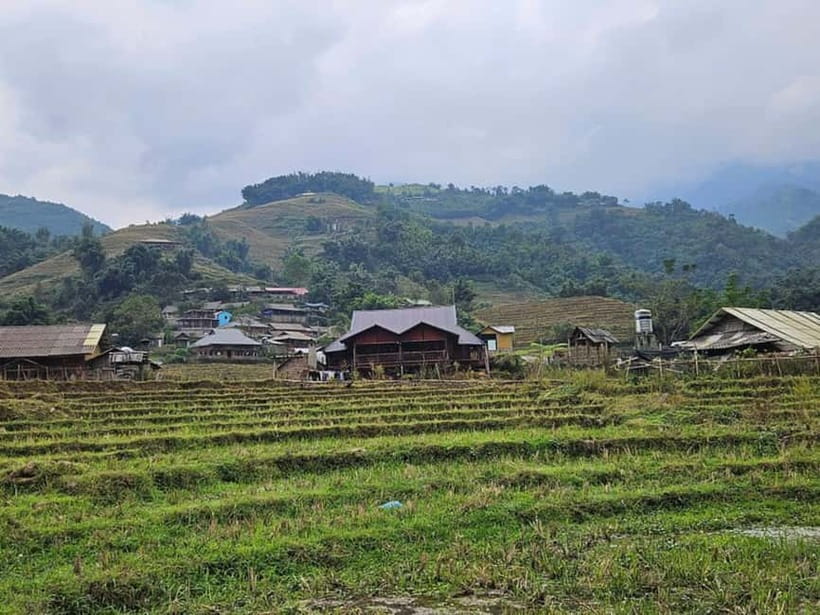 Sapa: Motorbike Tour to Hidden Villages & Terraced Fields - Lunch by the stream gives the day a needed pause