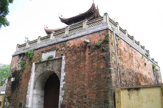 Small-group motorbike sightseeing and food tour in Hanoi - How much value you get for $48.21