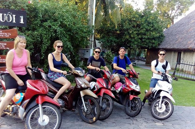 Small group Saigon Inside Out by Motorbike for 3 Hours - Ho Thi Ky Flower Market: the most distinctive stop