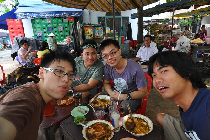 Small-group Street Food Lover by Motorbike (04 hours) - Afternoon or evening: choosing the better departure