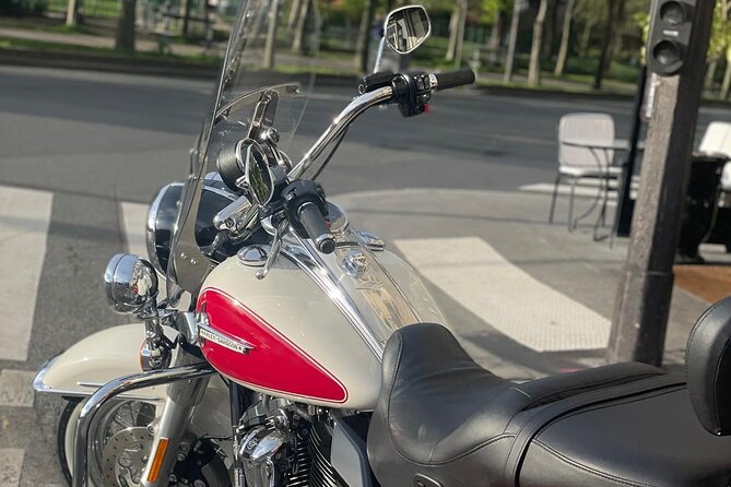 Vintage Motorcycle Rental in Paris - Choosing three hours or a full day