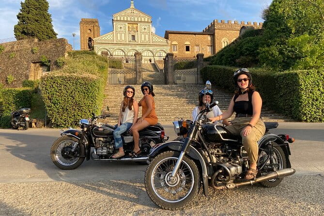 Vintage Sidecar Motorcycle Tour of Florence - The Highlights of the City - San Frediano and Porta di San Frediano